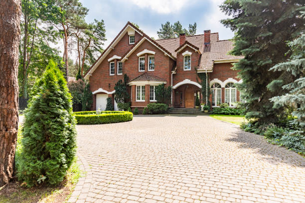 Reasons to Select Us for Your Driveway Paving Requirements in Quinnipiac University, CT